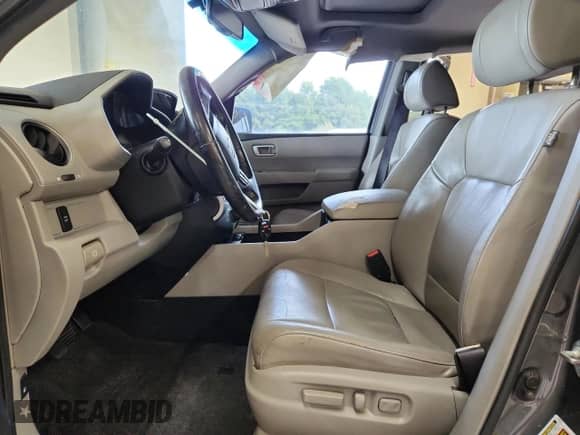 2011 Honda Pilot EX-L z VIN 5FNYF4H7XBB084519, wystawiony jako Copart lot #68644595 z przebiegiem 186 578 mil mil oraz Szkoda całkowita • Salvage title. Historia ofert i sprzedaży dostępna na DreamBid. Obrazek 7.