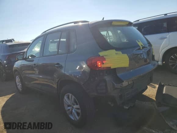 2016 Volkswagen Tiguan SEL с VIN WVGBV7AX8GW522277, выставлен на аукционе Copart как лот 85494675 с пробегом 103 603 миль миль и Списание • Salvage title. История ставок и продаж доступна на DreamBid. Изображение 2.