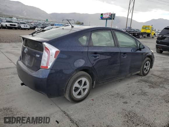 2015 Toyota Prius Four z VIN JTDKN3DU7F1872526, wystawiony jako Copart lot #81766115 z przebiegiem 324 276 mil mil oraz Czysty tytuł • Clean title. Historia ofert i sprzedaży dostępna na DreamBid. Obrazek 3.