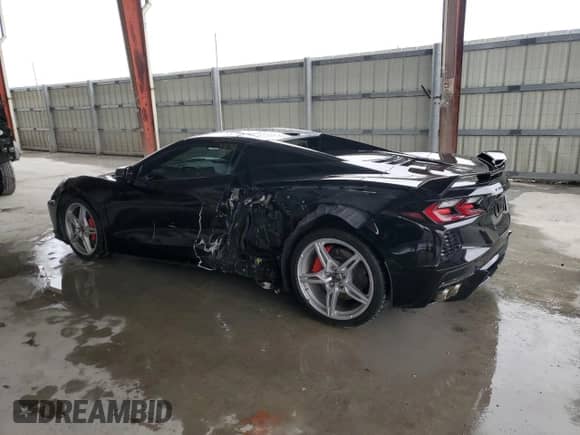 2021 Chevrolet Corvette 2LT with VIN 1G1YB3D44M5105931, listed as a Copart auction lot 42047874 with 18,025 mi miles and . Bid and sale history available at DreamBid. Image 2.