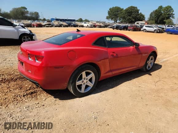 2010 Chevrolet Camaro 1LT z VIN 2G1FB1EV5A9153777, wystawiony jako Copart lot #84799865 z przebiegiem 213 872 mil mil oraz Szkoda całkowita • Salvage title. Historia ofert i sprzedaży dostępna na DreamBid. Obrazek 3.