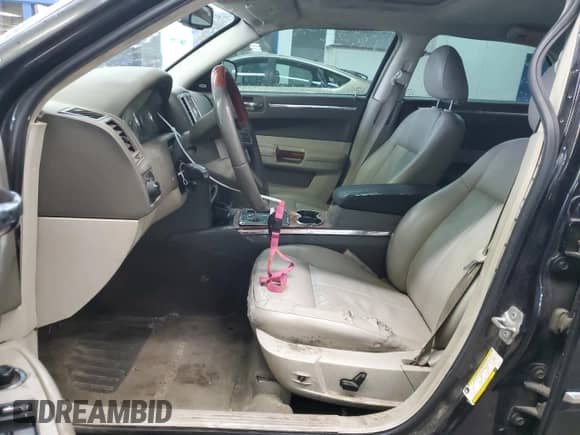 2008 Chrysler 300 Limited с VIN 2C3KK33G58H203801, выставлен на аукционе Copart как лот 78258384 с пробегом 167 538 миль миль и Списание • Salvage title. История ставок и продаж доступна на DreamBid. Изображение 7.