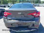 2017 Hyundai Sonata SE с VIN 5NPE24AF9HH447449, выставлен на аукционе IAAI как лот 43094876 с пробегом 159 496 миль миль и . История ставок и продаж доступна на DreamBid. Изображение 16.