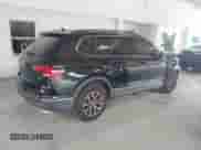 2020 Volkswagen Tiguan SE с VIN 3VV2B7AX3LM091047, выставлен на аукционе IAAI как лот 43158314 с пробегом 51 221 миль миль и . История ставок и продаж доступна на DreamBid. Изображение 4.