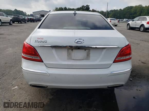 2013 Hyundai Equus Signature с VIN KMHGH4JH9DU067838, выставлен на аукционе Copart как лот 73106334 с пробегом 129 254 миль миль и Списание • Salvage title. История ставок и продаж доступна на DreamBid. Изображение 6.