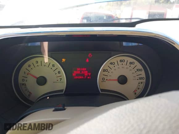 2010 Ford Explorer Eddie Bauer с VIN 1FMEU7EE2AUB13378, выставлен на аукционе IAAI как лот 43459013 с пробегом 104 364 миль миль и . История ставок и продаж доступна на DreamBid. Изображение 7.