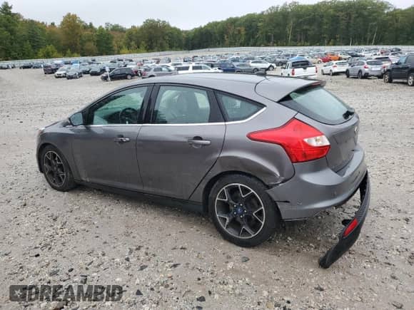 2012 Ford Focus Titanium z VIN 1FAHP3N26CL412510, wystawiony jako Copart lot #84207115 z przebiegiem 125 005 mil mil oraz Czysty tytuł • Clean title. Historia ofert i sprzedaży dostępna na DreamBid. Obrazek 2.