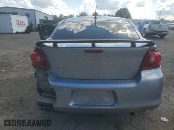 2014 Dodge Avenger SE z VIN 1C3CDZAB7EN108488, wystawiony jako Copart lot #62464795 z przebiegiem 94 579 mil mil oraz Szkoda całkowita • Salvage title. Historia ofert i sprzedaży dostępna na DreamBid. Obrazek 6.