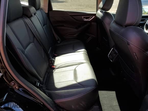 2019 Subaru Forester Limited с VIN JF2SKASC0KH526568, выставлен на аукционе Copart как лот 86641445 с пробегом 125 993 миль миль и Списание • Salvage title. История ставок и продаж доступна на DreamBid. Изображение 10.