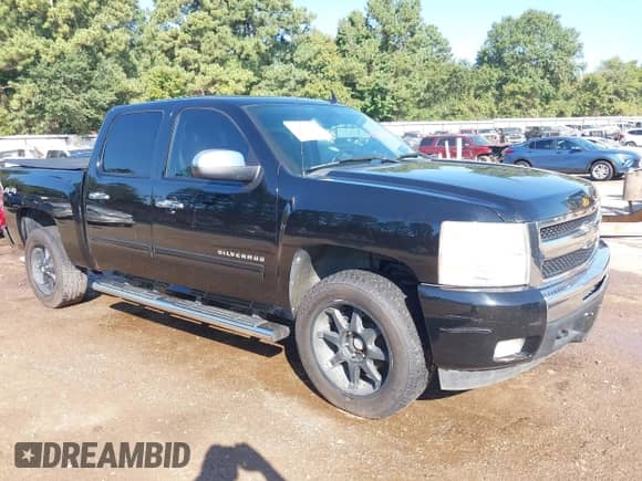 2011 Chevrolet Silverado 1500 LTZ с VIN 3GCPKTE32BG348412, выставлен на аукционе IAAI как лот 43261638 с пробегом 170 658 миль миль и . История ставок и продаж доступна на DreamBid. Изображение 1.