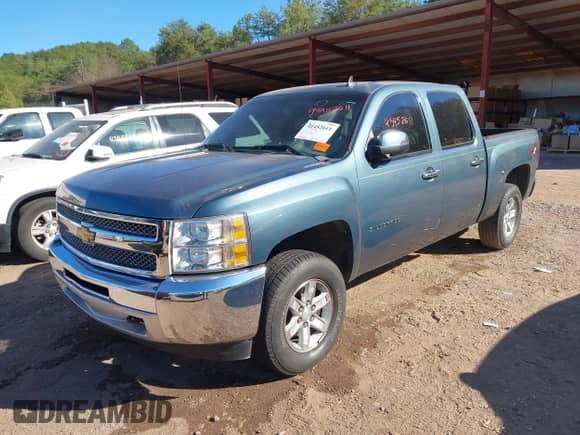 2012 Chevrolet Silverado 1500 LT with VIN 1GCPKSE77CF165880, listed as a IAAI auction lot 43452611 with 178,416 mi miles and . Bid and sale history available at DreamBid. Image 2.