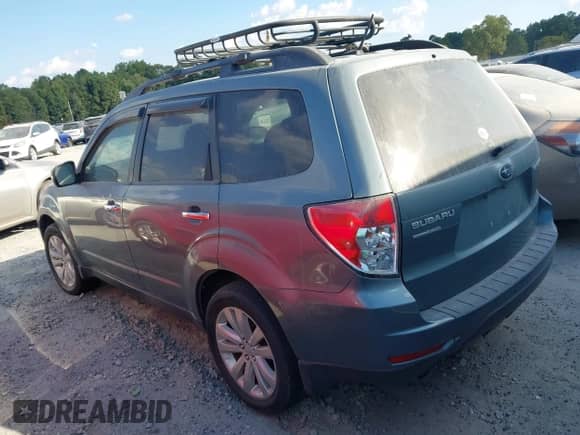 2012 Subaru Forester X Limited z VIN JF2SHBEC0CH420297, wystawiony jako IAAI lot #43180001 z przebiegiem 170 820 mil mil oraz . Historia ofert i sprzedaży dostępna na DreamBid. Obrazek 3.