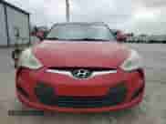 2013 Hyundai Veloster w/Black Int с VIN KMHTC6AD9DU093846, выставлен на аукционе Copart как лот 59692295 с пробегом 179 707 миль миль и Списание • Salvage title. История ставок и продаж доступна на DreamBid. Изображение 5.