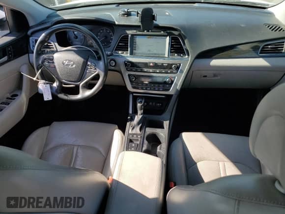 2017 Hyundai Sonata Limited with VIN KMHE54L2XHA072692, listed as a Copart auction lot 64465605 with 152,764 mi miles and Salvage title. Bid and sale history available at DreamBid. Image 8.