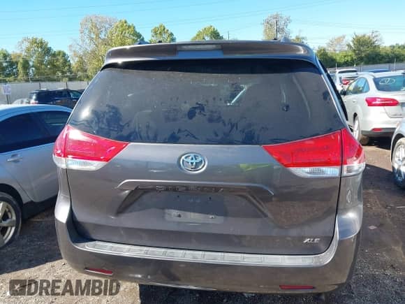 2013 Toyota Sienna XLE AAS with VIN 5TDYK3DC2DS388953, listed as a IAAI auction lot 43425263 with 142,652 mi miles and . Bid and sale history available at DreamBid. Image 17.