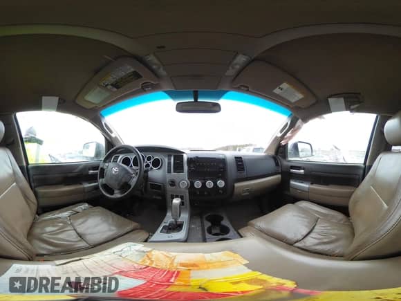 2008 Toyota Tundra Limited с VIN 5TBBV58108S516266, выставлен на аукционе IAAI как лот 41596649 с пробегом 324 609 миль миль и . История ставок и продаж доступна на DreamBid. Изображение 18.