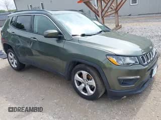 2018 Jeep Compass Latitude with VIN 3C4NJDBB8JT184990, listed as a IAAI auction lot 42354000 with 77,444 mi miles and . Bid and sale history available at DreamBid. Image 1.