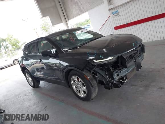 2019 Chevrolet Blazer with VIN 3GNKBBRAXKS596263, listed as a IAAI auction lot 42903143 with 127,850 mi miles and . Bid and sale history available at DreamBid. Image 14.