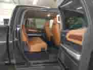 2017 Toyota Tundra Platinum с VIN 5TFAY5F12HX655824, выставлен на аукционе IAAI как лот 42902032 с пробегом 116 161 миль миль и . История ставок и продаж доступна на DreamBid. Изображение 8.