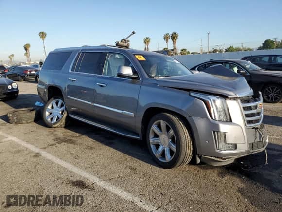 2019 Cadillac Escalade ESV Luxury z VIN 1GYS4HKJ3KR136780, wystawiony jako Copart lot #52337735 z przebiegiem Nie podano mil oraz Szkoda całkowita • Salvage title. Historia ofert i sprzedaży dostępna na DreamBid. Obrazek 4.