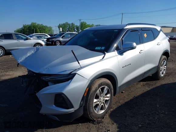 2019 Chevrolet Blazer с VIN 3GNKBGRS8KS698196, выставлен на аукционе IAAI как лот 42376636 с пробегом 75 661 миль миль и . История ставок и продаж доступна на DreamBid. Изображение 2.