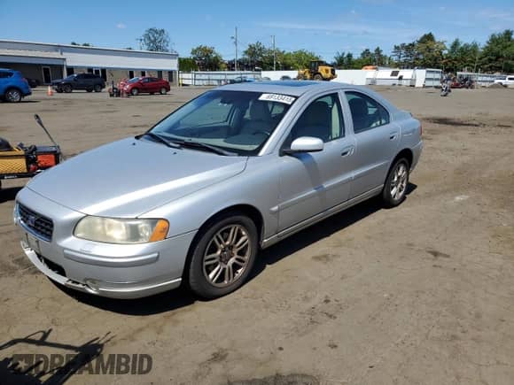 2006 Volvo S60 2.5L Turbo с VIN YV1RH592462552724, выставлен на аукционе Copart как лот 69133415 с пробегом 120 258 миль миль и Списание • Salvage title. История ставок и продаж доступна на DreamBid. Изображение 1.