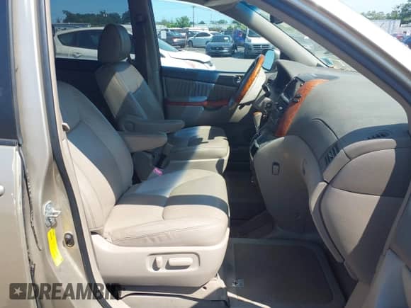 2010 Toyota Sienna XLE с VIN 5TDYK4CC3AS332779, выставлен на аукционе IAAI как лот 42939681 с пробегом 106 477 миль миль и . История ставок и продаж доступна на DreamBid. Изображение 5.