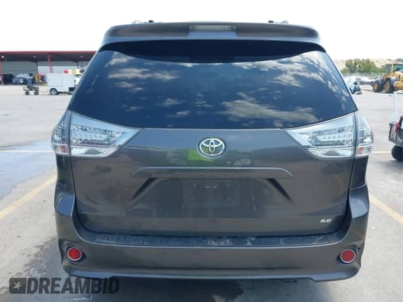 2014 Toyota Sienna SE with VIN 5TDXK3DC7ES487541, listed as a IAAI auction lot 42998929 with 214,475 mi miles and . Bid and sale history available at DreamBid. Image 17.