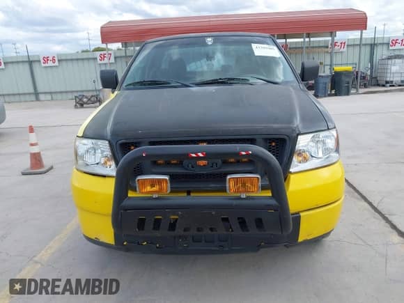 2005 Ford F-150 XL с VIN 1FTRF12W45NA20923, выставлен на аукционе IAAI как лот 43395905 с пробегом 198 925 миль миль и . История ставок и продаж доступна на DreamBid. Изображение 12.
