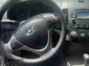 2012 Hyundai Elantra SE z VIN KMHDC8AE2CU156485, wystawiony jako Copart lot #70696185 z przebiegiem 152 402 mil mil oraz Czysty tytuł • Clean title. Historia ofert i sprzedaży dostępna na DreamBid. Obrazek 7.