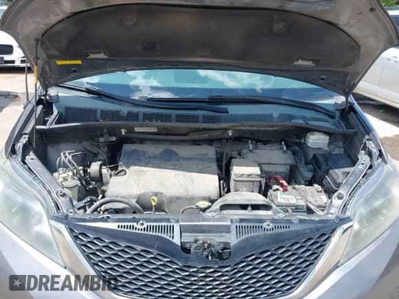 2014 Toyota Sienna SE with VIN 5TDXK3DC8ES443113, listed as a IAAI auction lot 42735795 with 235,269 mi miles and . Bid and sale history available at DreamBid. Image 10.