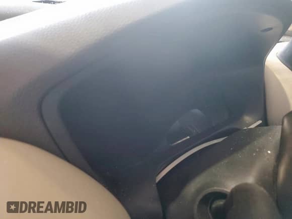 2025 Honda HR-V LX с VIN 3CZRZ1H38SM754470, выставлен на аукционе Copart как лот 81069325 с пробегом Не указан миль и Списание • Salvage title. История ставок и продаж доступна на DreamBid. Изображение 9.
