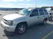 2007 Chevrolet TrailBlazer LS с VIN 1GNDS13S572212445, выставлен на аукционе IAAI как лот 43149091 с пробегом 192 006 миль миль и . История ставок и продаж доступна на DreamBid. Изображение 2.