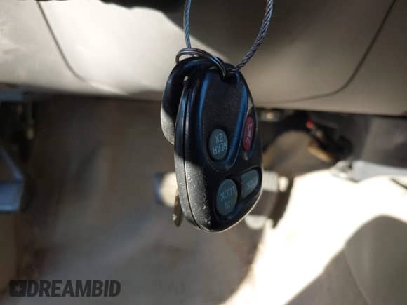 1999 Chevrolet Blazer LT with VIN 1GNCS13WXX2197052, listed as a IAAI auction lot 40851811 with 140,060 mi miles and . Bid and sale history available at DreamBid. Image 11.