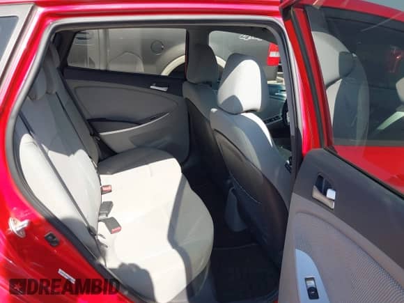 2014 Hyundai Accent GS с VIN KMHCT5AE4EU192692, выставлен на аукционе IAAI как лот 42757516 с пробегом 180 185 миль миль и . История ставок и продаж доступна на DreamBid. Изображение 8.