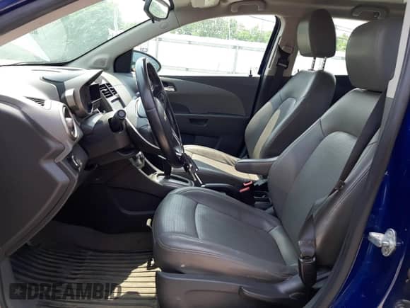2014 Chevrolet Sonic LTZ with VIN 1G1JE6SB0E4220738, listed as a Copart auction lot 55490553 with 168,754 mi miles and Clean title. Bid and sale history available at DreamBid. Image 7.