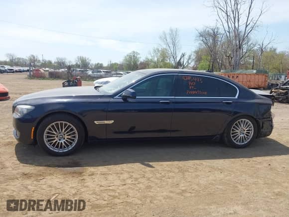 2012 BMW 7 Series 750Li xDrive with VIN WBAKC8C54CC434721, listed as a IAAI auction lot 42115443 with 109,368 mi miles and . Bid and sale history available at DreamBid. Image 15.