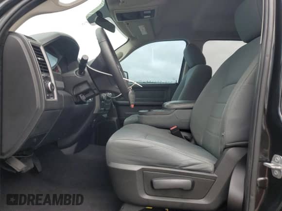 2017 Ram 1500 Express с VIN 1C6RR6FG1HS860484, выставлен на аукционе Copart как лот 83996805 с пробегом 121 140 миль миль и Списание • Salvage title. История ставок и продаж доступна на DreamBid. Изображение 7.