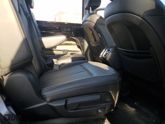 2022 Kia Sorento SX z VIN 5XYRK4LF9NG088198, wystawiony jako Copart lot #83983085 z przebiegiem 53 044 mil mil oraz Szkoda całkowita • Salvage title. Historia ofert i sprzedaży dostępna na DreamBid. Obrazek 11.