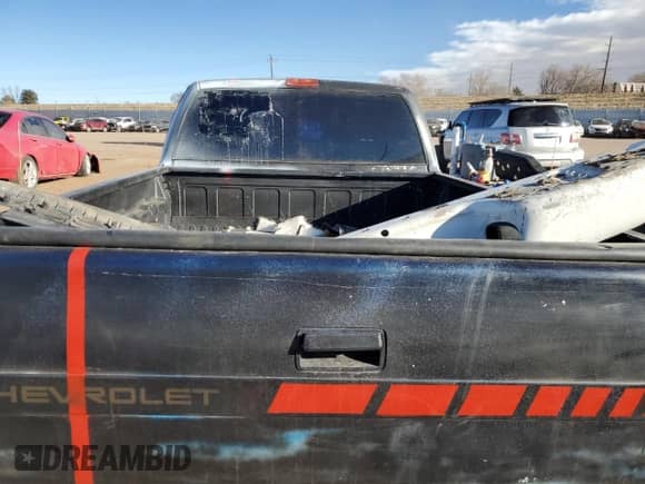 2003 Chevrolet S-10 z VIN 1GCCS14H938206789, wystawiony jako Copart lot #47684545 z przebiegiem Nie podano mil oraz Czysty tytuł • Clean title. Historia ofert i sprzedaży dostępna na DreamBid. Obrazek 10.