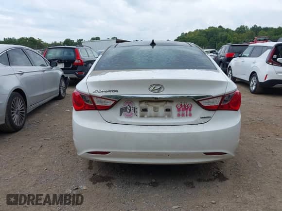 2013 Hyundai Sonata Limited с VIN 5NPEC4AC0DH631269, выставлен на аукционе IAAI как лот 43069481 с пробегом 192 914 миль миль и . История ставок и продаж доступна на DreamBid. Изображение 16.