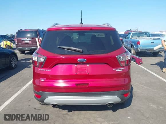 2017 Ford Escape Titanium с VIN 1FMCU0JD6HUA09224, выставлен на аукционе IAAI как лот 43250252 с пробегом 85 771 миль миль и . История ставок и продаж доступна на DreamBid. Изображение 17.