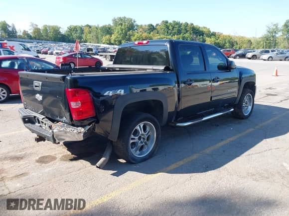 2011 Chevrolet Silverado 1500 LTZ with VIN 3GCUKTE2XBG259942, listed as a IAAI auction lot 43181017 with 219,497 mi miles and . Bid and sale history available at DreamBid. Image 4.