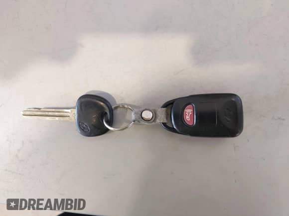 2014 Hyundai Elantra SE z VIN KMHDH4AE0EU065437, wystawiony jako IAAI lot #42703322 z przebiegiem 134 346 mil mil oraz . Historia ofert i sprzedaży dostępna na DreamBid. Obrazek 11.