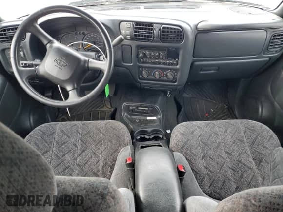 2001 Chevrolet S-10 LS с VIN 1GCDT13WX1K178759, выставлен на аукционе Copart как лот 84771365 с пробегом Не указан миль и Списание • Salvage title. История ставок и продаж доступна на DreamBid. Изображение 8.