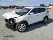 2016 Nissan Rogue SV z VIN KNMAT2MT4GP657607, wystawiony jako Copart lot #70219715 z przebiegiem 116 352 mil mil oraz Szkoda całkowita • Salvage title. Historia ofert i sprzedaży dostępna na DreamBid. Obrazek 1.