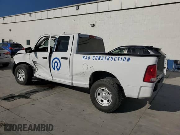 2022 Ram 1500 Tradesman z VIN 1C6RR7FG5NS139568, wystawiony jako Copart lot #67300385 z przebiegiem 94 473 mil mil oraz Szkoda całkowita • Salvage title. Historia ofert i sprzedaży dostępna na DreamBid. Obrazek 2.