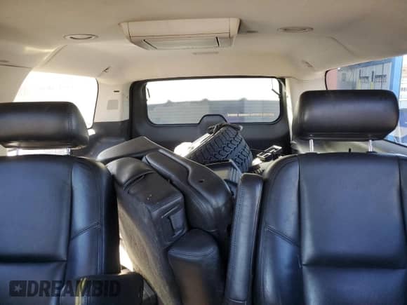 2008 Cadillac Escalade ESV с VIN 1GYFK66848R213927, выставлен на аукционе Copart как лот 87486375 с пробегом Не указан миль и Чистый • Clean title. История ставок и продаж доступна на DreamBid. Изображение 10.