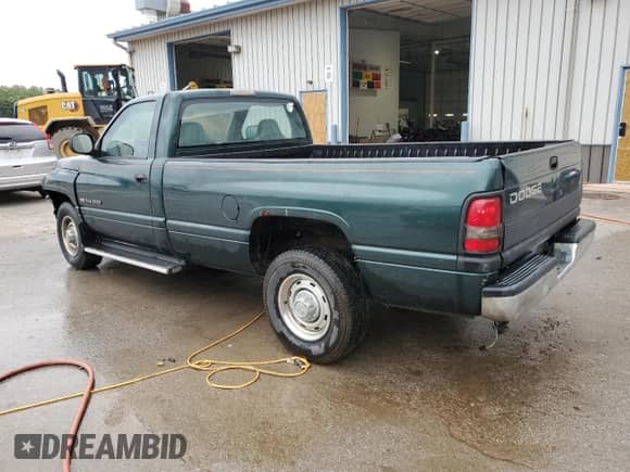 1998 Dodge 2500 с VIN 3B7KC26Z1WM291051, выставлен на аукционе Copart как лот 72761804 с пробегом 139 926 миль миль и Списание • Salvage title. История ставок и продаж доступна на DreamBid. Изображение 2.
