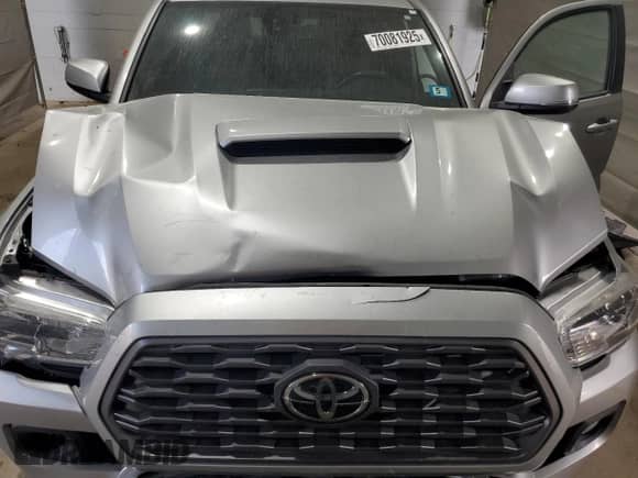 2022 Toyota Tacoma SR с VIN 3TMCZ5AN9NM491585, выставлен на аукционе Copart как лот 70081925 с пробегом 49 254 миль миль и Списание • Salvage title. История ставок и продаж доступна на DreamBid. Изображение 11.